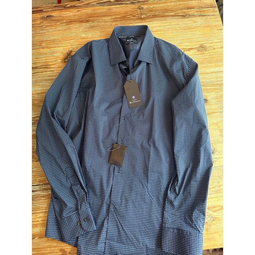 NWT. Button up shirt XL